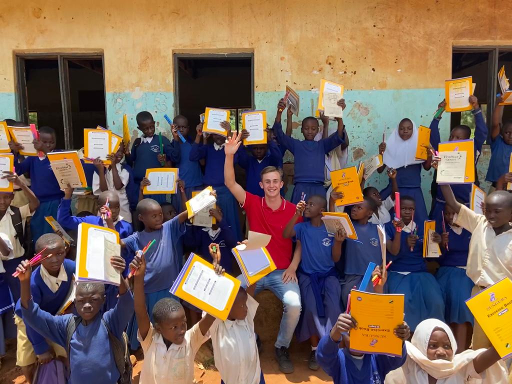 Hulp aan scholen AFRICA